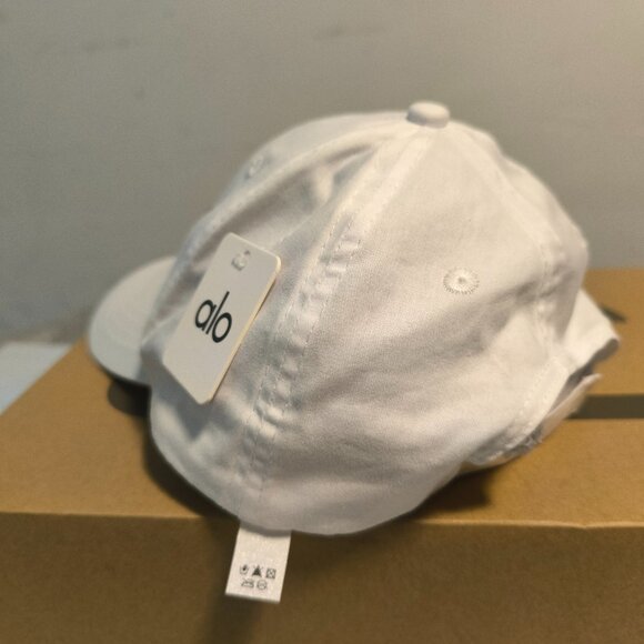 Alo Yoga Off-Duty Baseball Cap - Picture 4 of 4